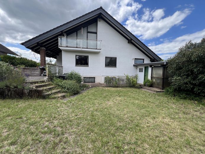 Hell und großzügig geschnitten - Freistehendes Einfamilienhaus mit Garten und Kamin – Foto 20