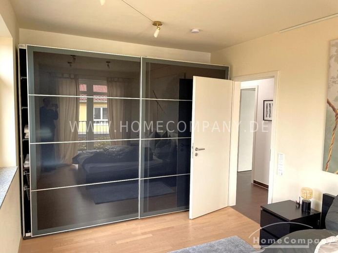 Kelkheim AG8070177 – Moderne 3-Zimmereinliegerwohnung, voll möbliert  &  ausgestattet in Kelkheim-Mitte – 74fdb4c96e882a833206ab4224cef44ef437bc09.jpg
