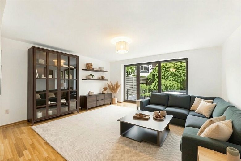 Hulsberg | Vermietetes Reihenhaus mit fünf Etagen, Garten und Garage – S&amp;P | Wohnbereich (digitales Staging)