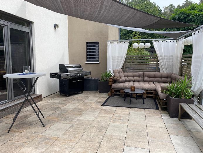 Sonnenterrasse mit Lounge