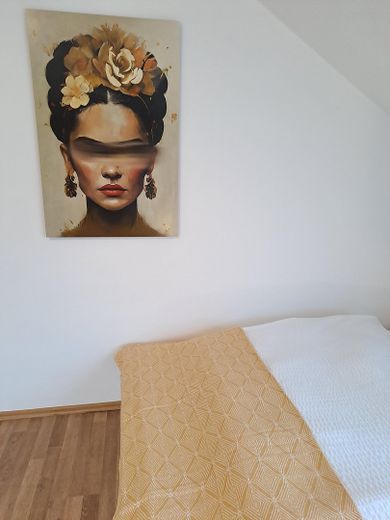 Renditestarke Kapitalanlage – modernisierte und vollmöblierte 3-Zimmer-Wohnung – WG Zimmer groß