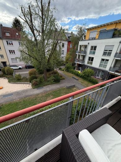Ruhiges Wohnen ganz oben: Gepflegte 3-Zimmer-Wohnung mit Süd-West-Balkon & Tiefgarage – Photo 24