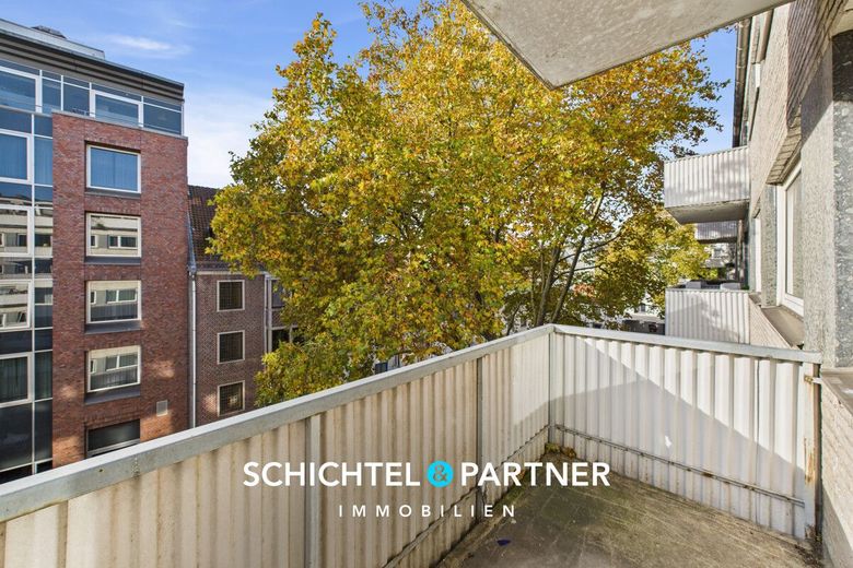 Bahnhofsvorstadt | Lukratives Wohn- &amp; Geschäftshaus mit 54 Einheiten – S&amp;P | Balkon