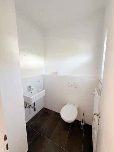 Gäste-WC mit Tageslicht