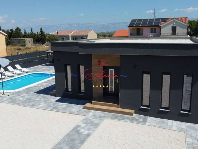Nin, neubau Haus mit Pool – Foto 1
