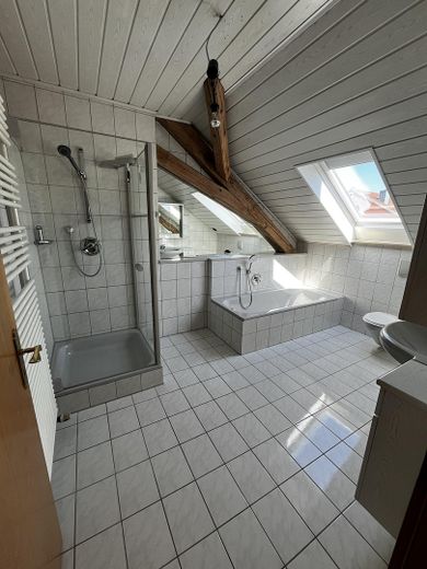 4 Zimmer Wohntraum in Kelheim Innenstadt – Bad