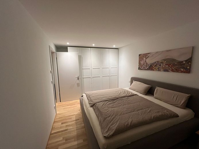 Lussuoso appartamento al piano terra con 2 locali, completamente arredato, terrazza e giardino a Costanza-Staad – Photo 6