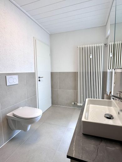 Provisionsfrei: Exklusives Penthouse mit XXL-Dachterrasse und Loggia – neues Bad (2)