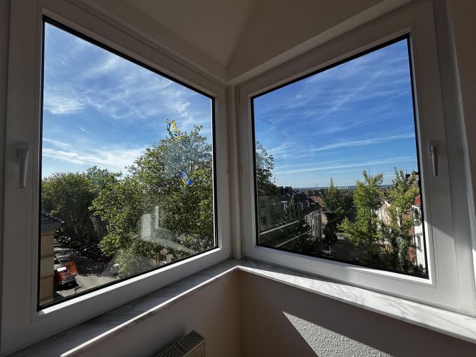 Charmante lichtdurchflutete  Eigentumswohnung mit Dachterrasse in Südlage – Esszimmer