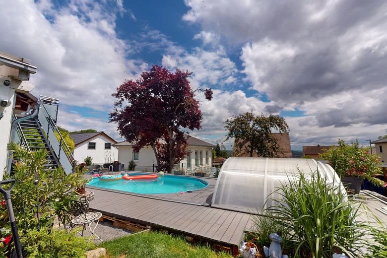 Renovated single-family home + self-contained apartment Roetgen – Außenbereich