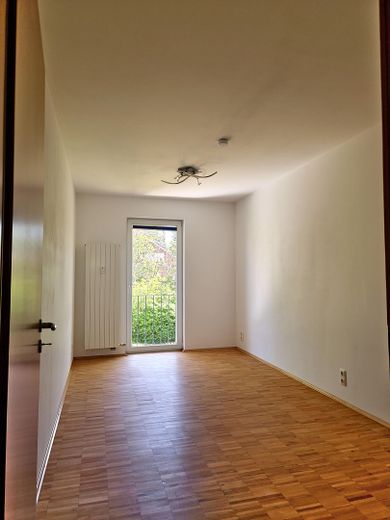 Münih Sendling-Westpark’ta 2,5 odalı daire – Schlafzimmer