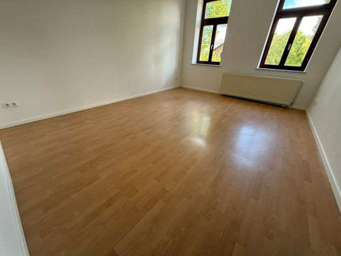 2. OG oder 3.OG / Bad mit Dusche / Laminat / City-Nah – Foto 1
