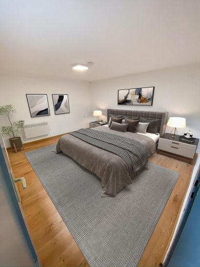 Sans commission : appartement central de 3 pièces au rez-de-chaussée à VS-Schwenningen – modernisé – Schlafzimmer