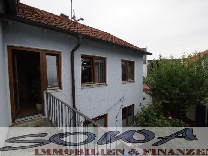 2 Doppelhaushälften mit Garten im Herzen von Neuburg - Stadtlage - Zentrum - Ein Objekt von Ihrem Immobilienpartner SOWA Immobilien und Finanzen – फोटो 1