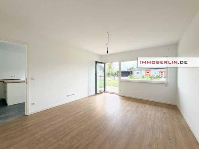 IMMOBERLIN.DE - Effizienter Bungalow mit Westgarten in ländlicher Lageharmonie – Foto 1