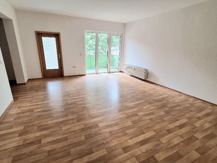 Große 2-Raum-Whg. m. Balkon im Zentrum – Foto 1