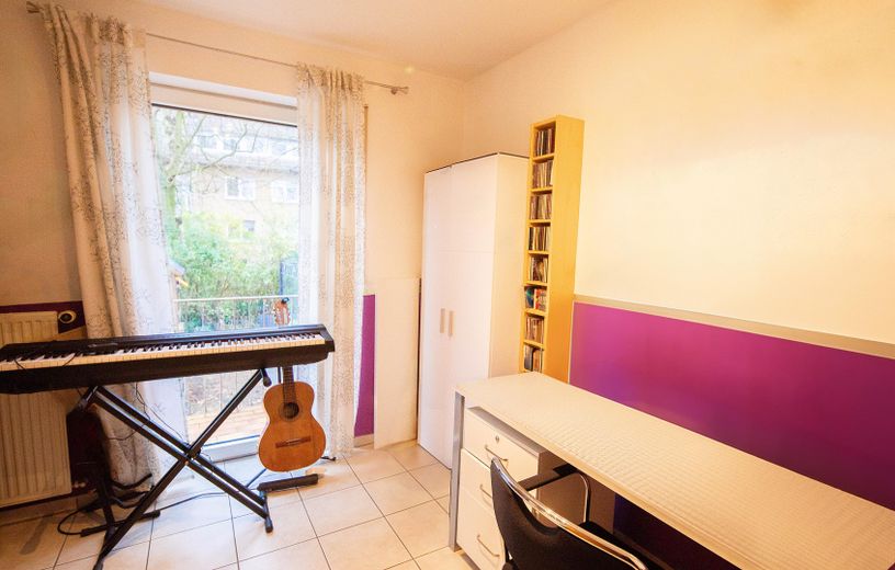 Großes Mehrgenerationenhaus mit Einliegerwohnung - auch als Mehrfamilienhaus nutzbar. – Foto 7