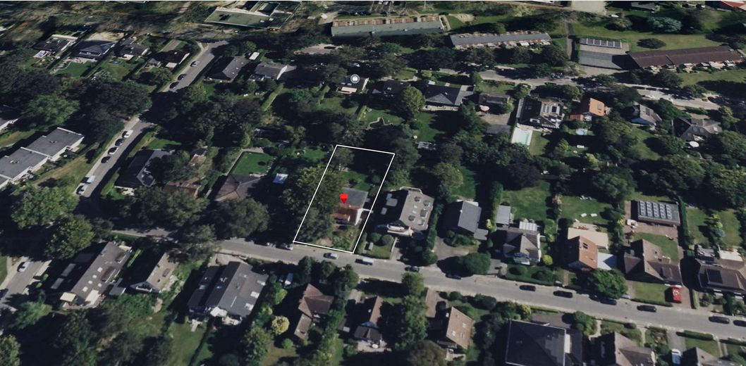 Attraente casa bifamiliare di nuova costruzione in posizione tranquilla e immersa nel verde a Niendorf – Luftbild