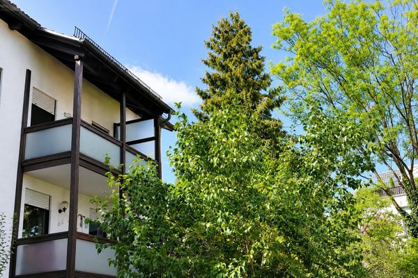 Schöne 2-Zimmer-Wohnung mit Balkon im Alt-Perlach direkt von Eigentümer