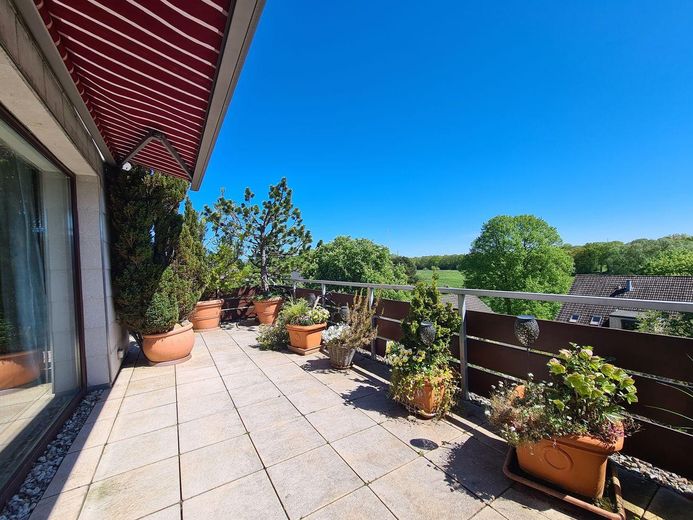 3 Zimmer plus separatem Büroraum - Naturschutzgebiet plus 1A Infrastruktur – Terrasse