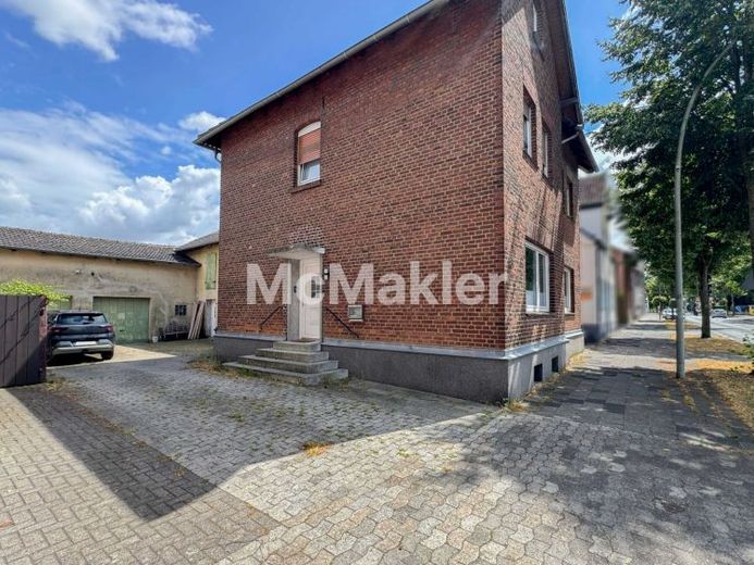 Sanierungsprojekt mit Substanz: Zweifamilienhaus mit Ausbaureserve und großem Potenzial in Wadersloh – Foto 1