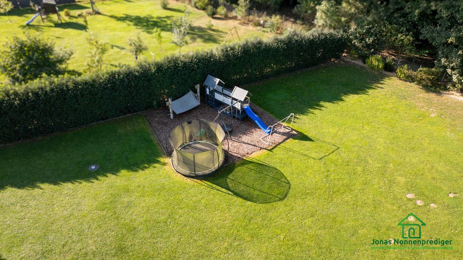 Exklusives modernes Einfamilienhaus mit Garten und Doppelgarage - für den Käufer provisionsfrei – Foto 9