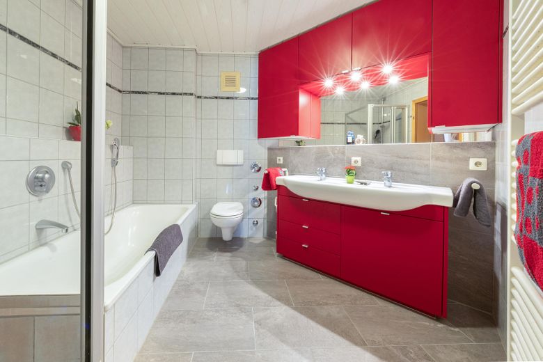 3,5-Zimmer-Wohnung mit großer Sonnenterrasse + Garten – Foto 12