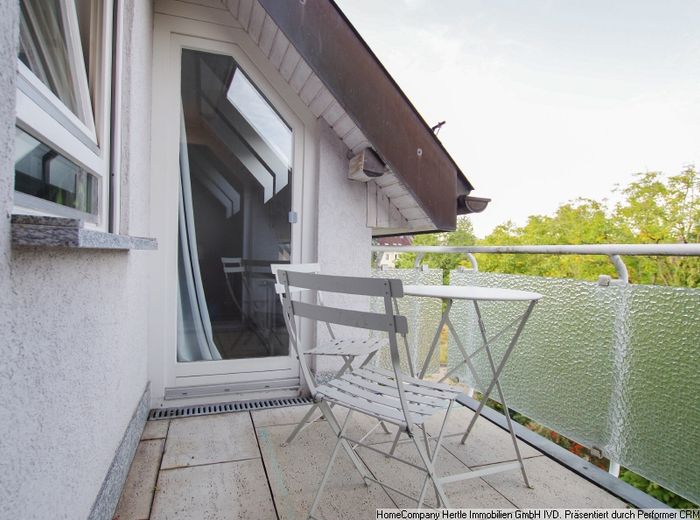 In Vorbereitung: Frisch saniert und freundlich möbliert für 3-8 Monate in super Lage von Herdern in Freiburg – eb5b6b29d1b35f532b00f539cff05869ad0ce865.jpg