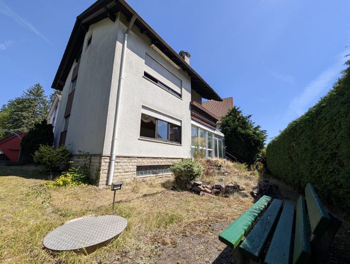 Centraal in Goldbach met veel ruimte voor het hele gezin – Außenansicht Garten