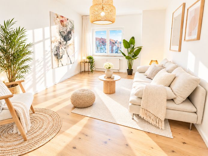 ***Freundliche 3-Zimmer-Wohnung in Erfurter Top-Lage*** Bezugsfrei | oh. Provision – Wohnzimmer