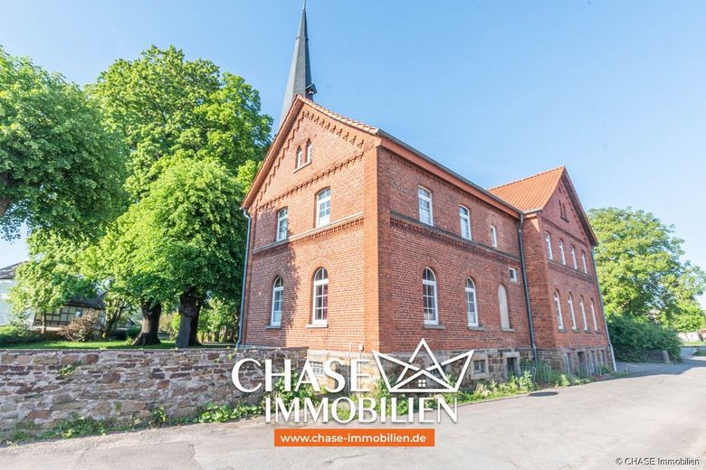 Teilsaniertes Einfamilienhaus mit Garten - Einzigartiges Wohnen an der Kirche, Groß Berkel! – Außenansicht