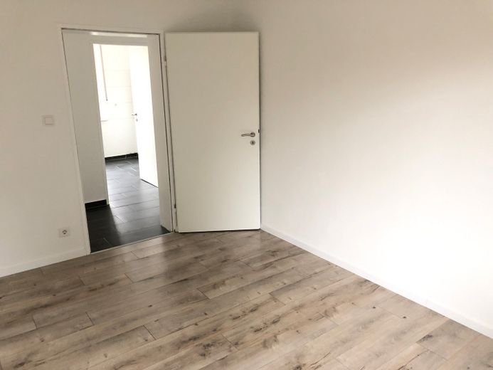 Renovierte 4-Zimmer-Wohnung mit Garten in Rheine-Hauenhorst – Zimmer I