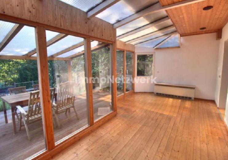 Bungalow mit Flachdach und Mezzaningeschoss – Foto 11