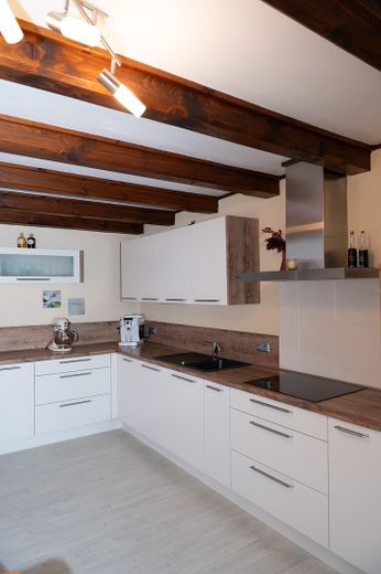 Wohntraum - Gepflegtes, großzügiges Zweifamilienhaus in Fürstenberg (Bad Wünnenberg) – Küche