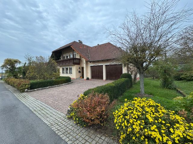 Außenansicht Garage