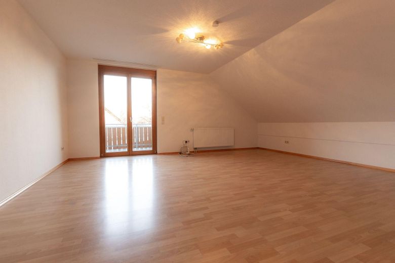 Appartement calme de 3 pièces avec cuisine équipée et balcon à Harpolingen/Bad Säckingen – Wohnzimmer