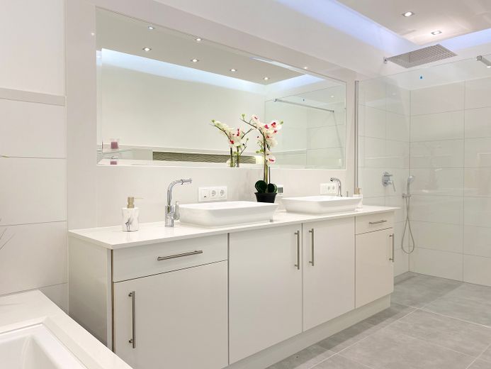 Exklusives Badezimmer 