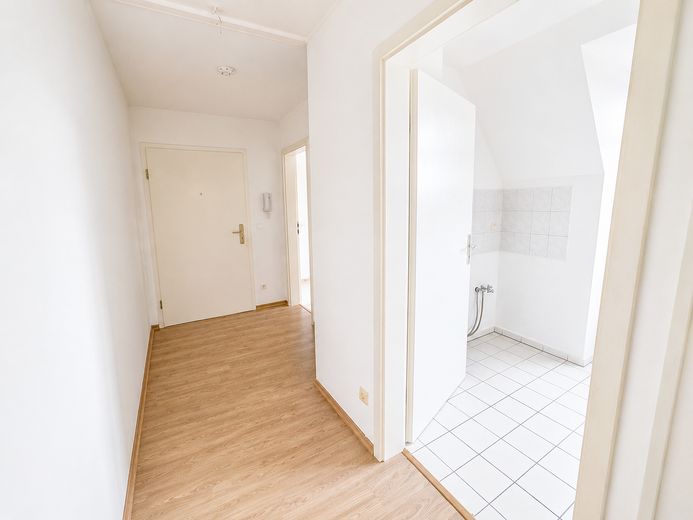 3-Zimmer-Dachgeschosswohnung mit tollem Grundriss – Flur-Eingangsbereich