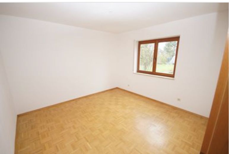 Wohnen in Überlingen: Großzügige 3-Zimmer-Oase mit Balkon, Aussicht & 2 Stellplätzen – Kinderzimmer 