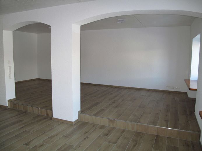 PROVISIONSFREIE 4,5-Zimmer-Wohnung – Wohnzimmer 2