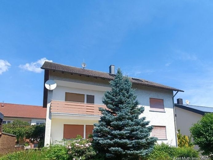 Sichere Kapitalanlage: Kinderfreundliches Familienhaus mit Garten in Ruhiglage – ideal zur Vermietung – फोटो 1