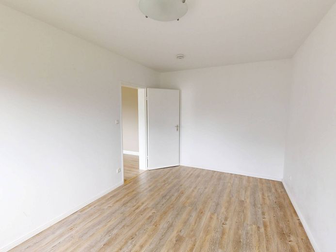 Appartement lumineux de 2 pièces avec BALCON et CUISINE ÉQUIPÉE – Ansicht II: Schlafzimmer