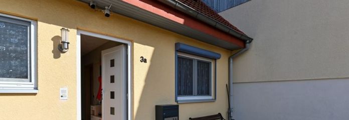 ++ KRAG Immobilien ++ Zuhause plus Homeoffice: 4 Räume, moderne Küche, Bad, Gäste-WC, Keller