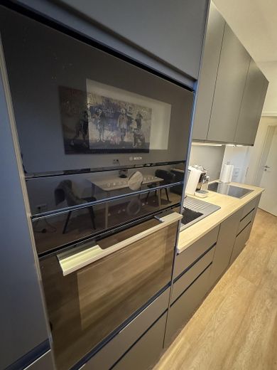 Mikrowelle und Backofen