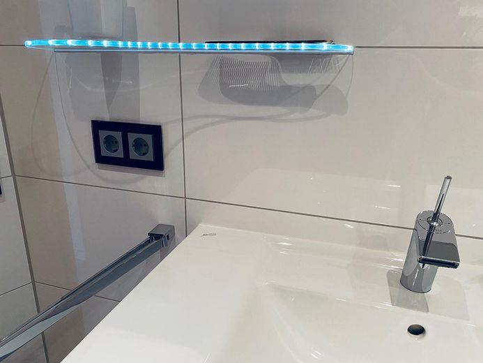 Appartamento in condominio di lusso con balcone e garage + parcheggio (in totale 3 auto) e riscaldamento a pavimento – Foto 25