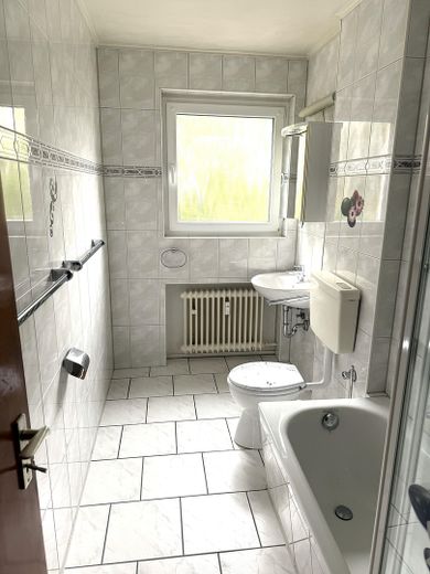 3 Zimmer Wohnung (95m²) mit Balkon – Foto 4