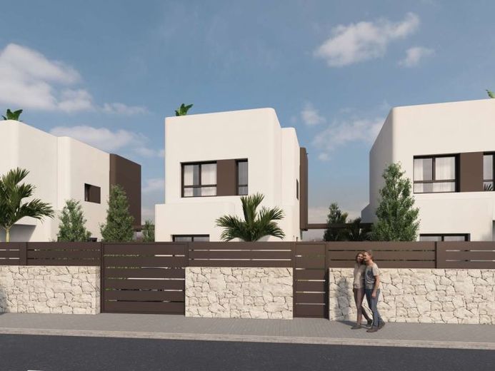 Luxus Villa in privilegierter Golfplatzlage – Foto 1