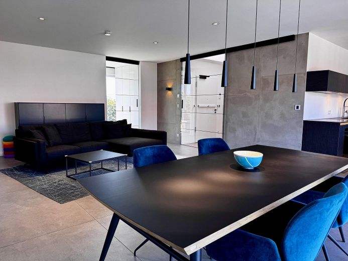 Penthouse met sauna, open haard, SmartHome, 2 TG-plaatsen direct bij het St. Franziskus-hospital – 09 Wohn-Essen