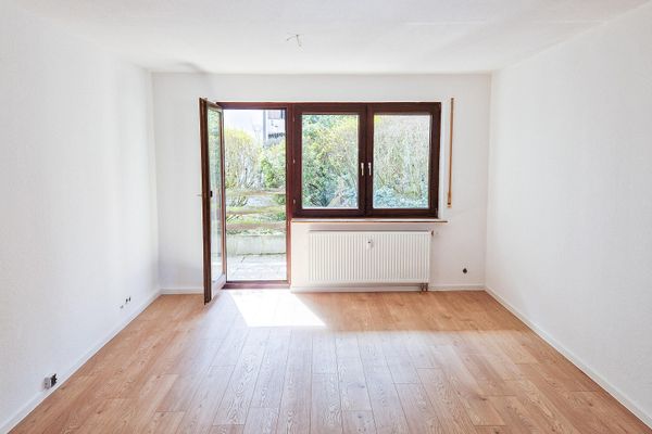 Renovierte 2-Zimmer-Wohnung in Korb mit Garagenstellplatz & Terrasse