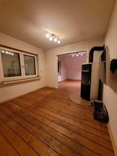 L(i)ebenswertes Haus, Grundstück mit Seele, vereinen zukunftsorientierte Technik mit Natur in Herten – 1 OG Wohnzimmer